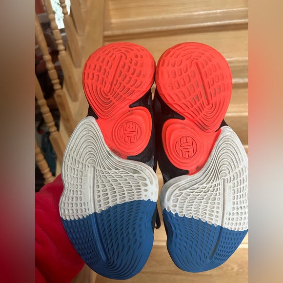 Adidas Harden vol. 4 sneakers - Picture 8 of 10